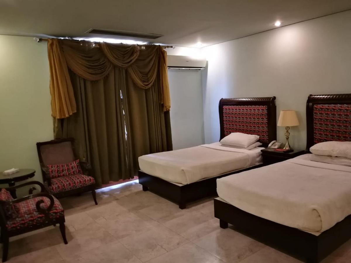 Regency Inn Hotel Λαχόρη Εξωτερικό φωτογραφία