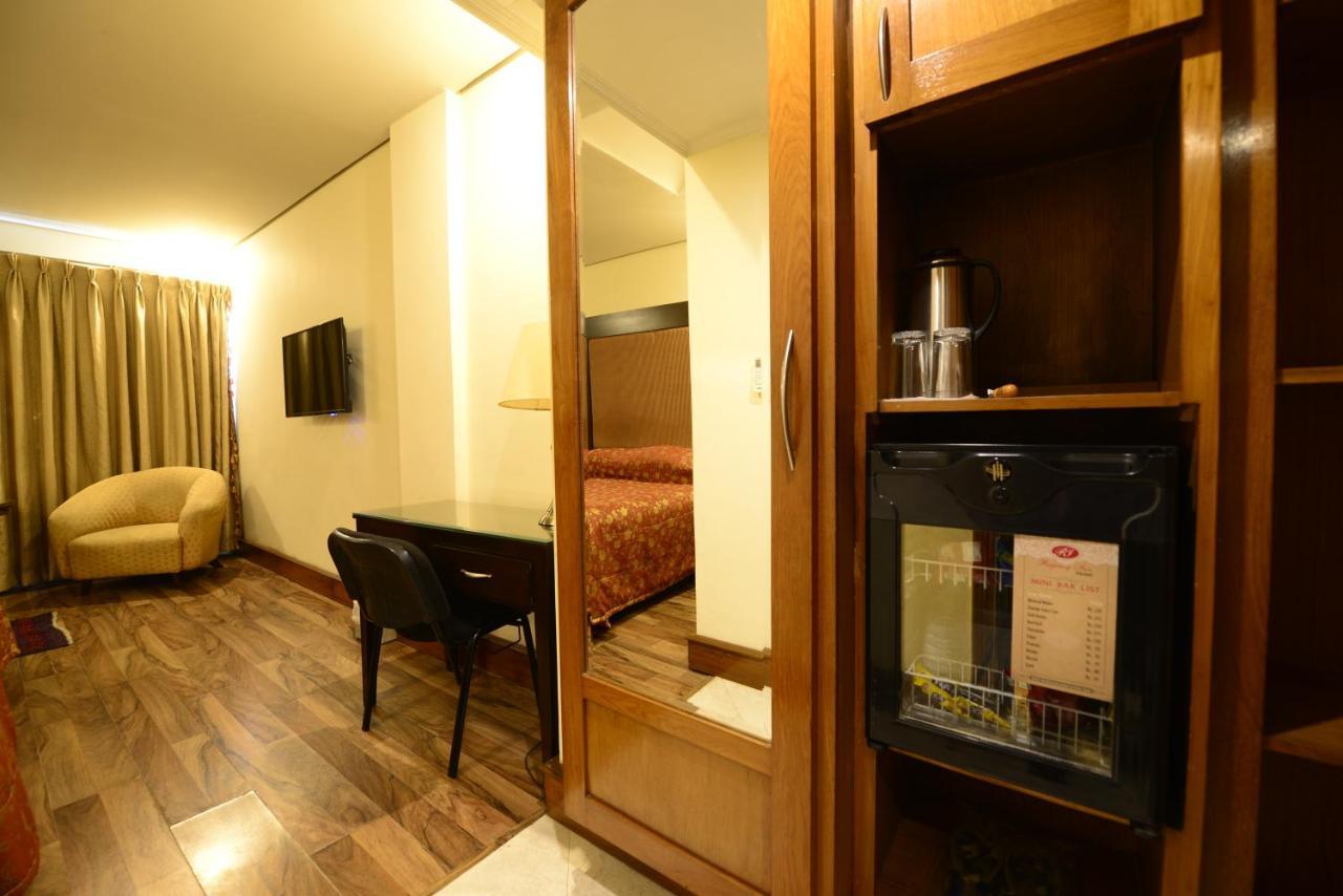 Regency Inn Hotel Λαχόρη Εξωτερικό φωτογραφία
