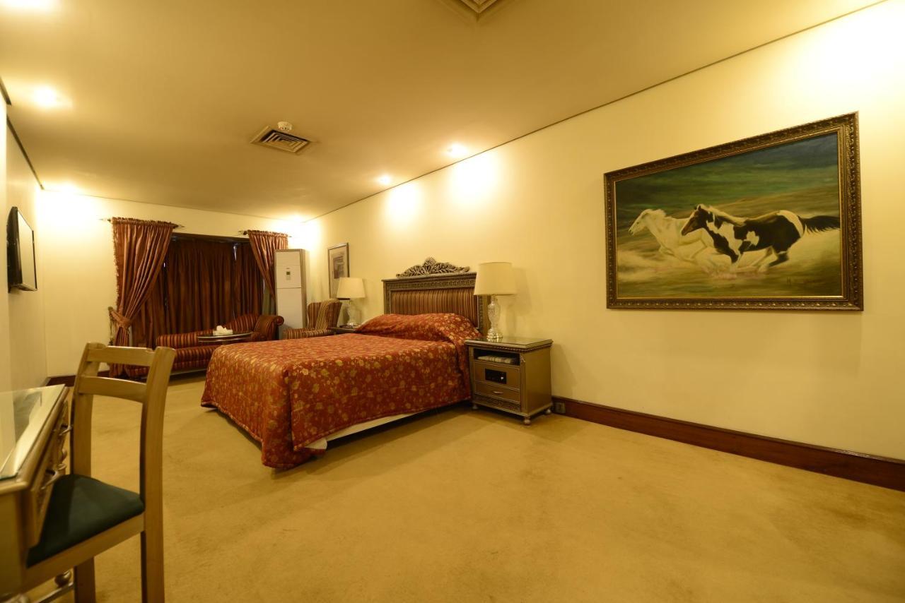 Regency Inn Hotel Λαχόρη Εξωτερικό φωτογραφία