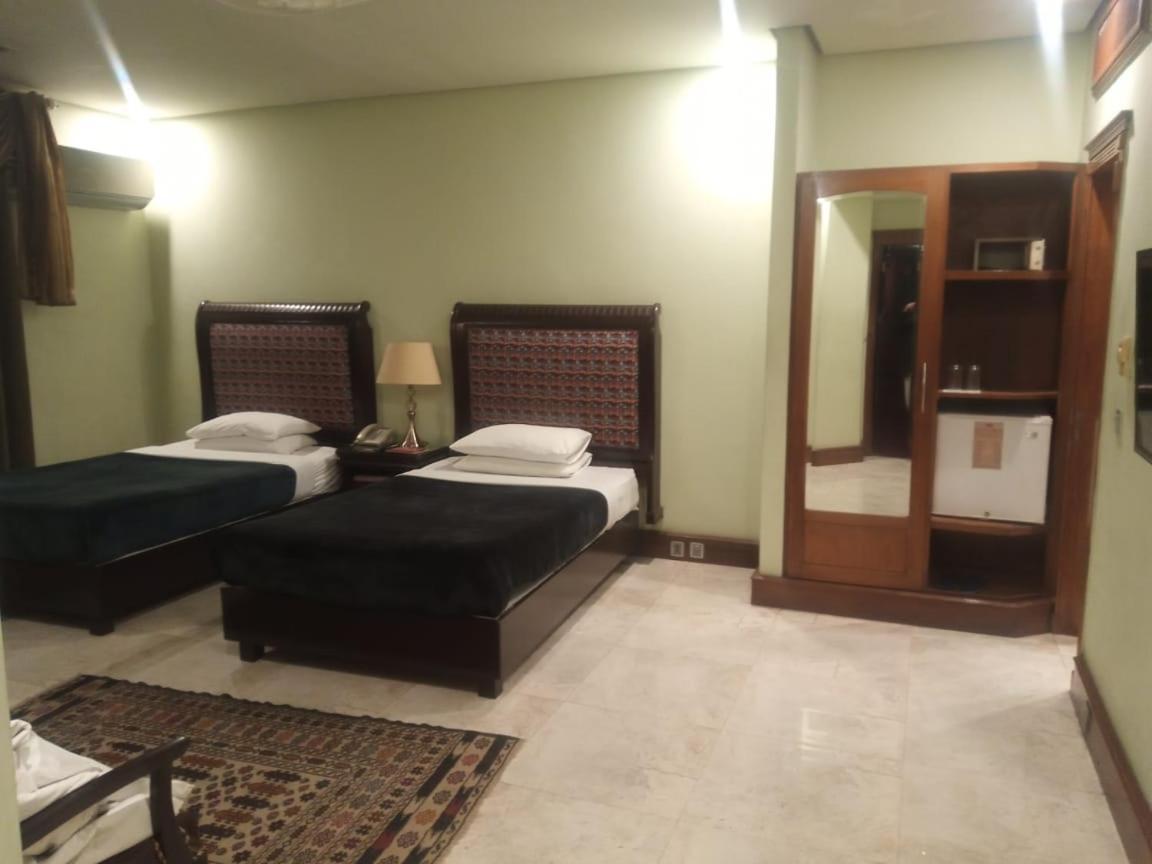 Regency Inn Hotel Λαχόρη Εξωτερικό φωτογραφία